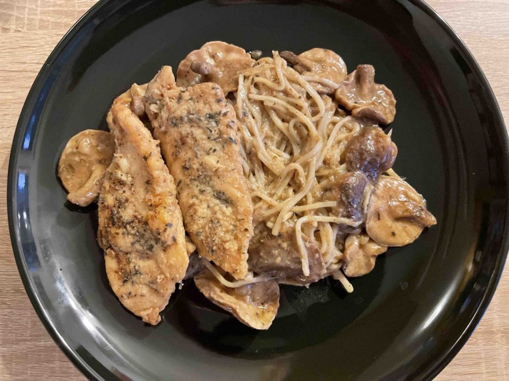 #Paleo Chicken Marsala with Hearts of Palm angel…