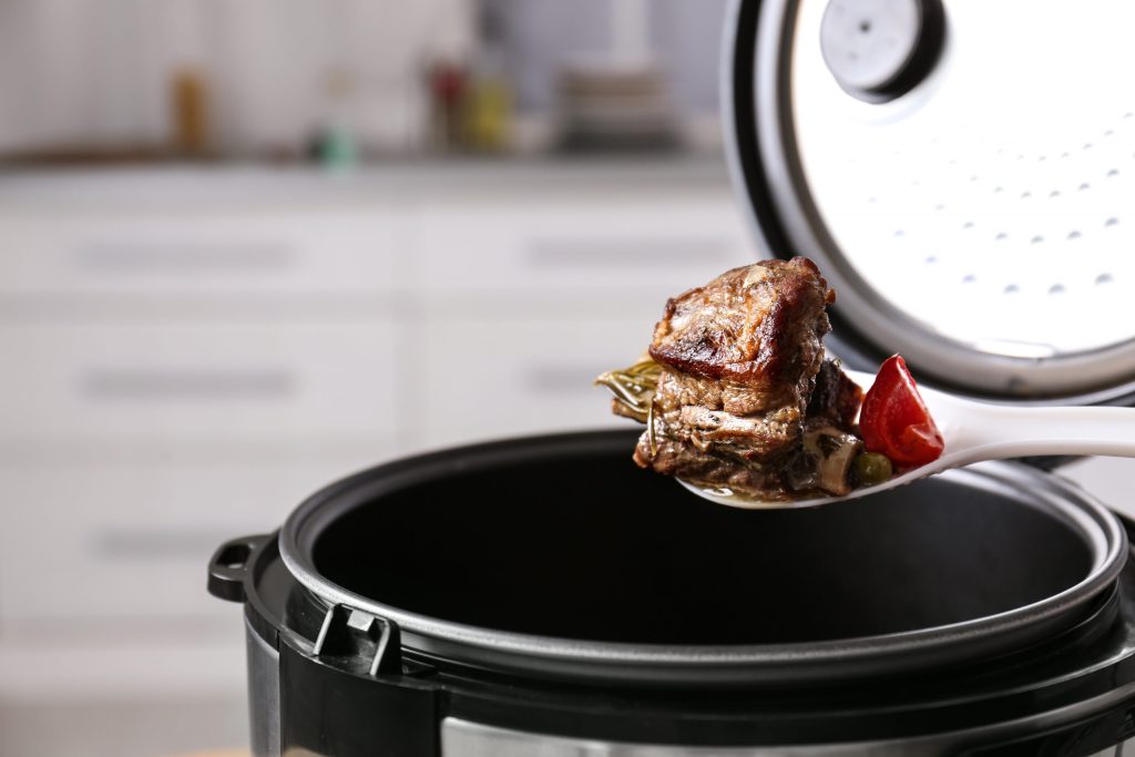 Instant Pot vs. Slow Cooker – the Difference and Which is Better –